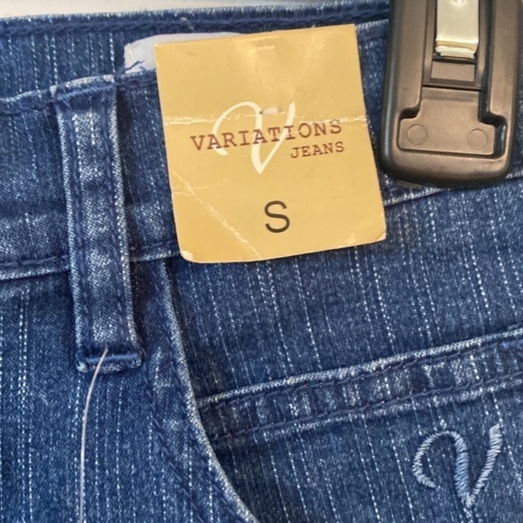 Variations Embellished Capri Jeans NWT size 27 - Picture 7 of 11